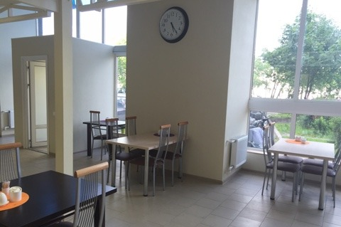 Двухуровневое кафе-столовая в бизнес-центре у м. Елезаровская