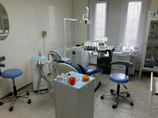 Стоматологический кабинет с профессиональным оборудованием в Приморском районе