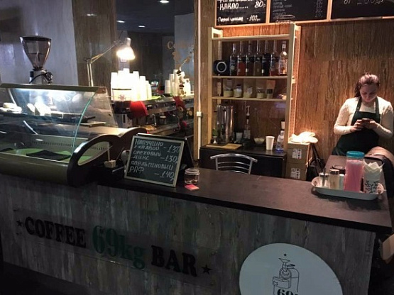 Мини кофейня в формате Кофе с собой в БЦ на первом этаже
