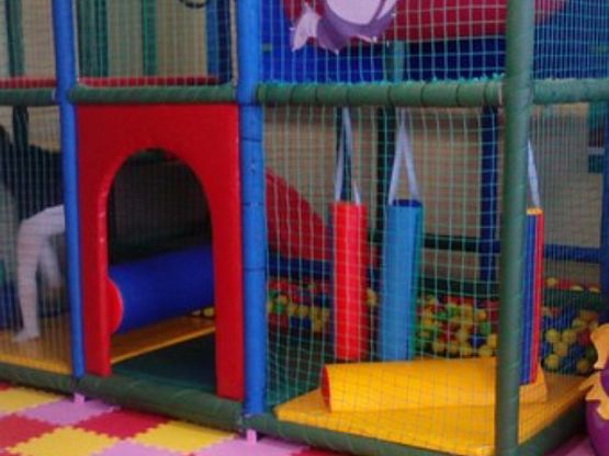 Детская игровая комната в крупном ТЦ с дисконтом