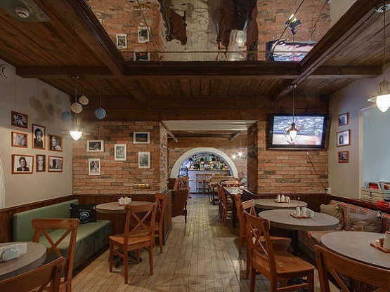 Ресторан-бар вблизи Исаакиевского собора