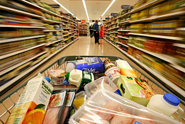 Продуктовый магазин в проходном месте