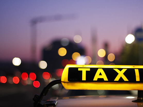 Служба такси с подтверждаемой прибылью