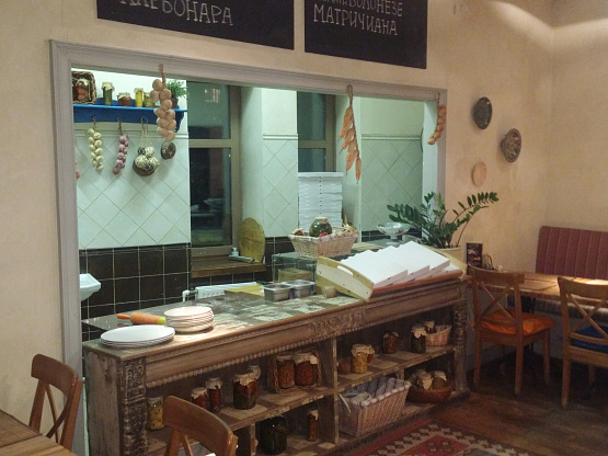 Аренда стильного ресторана с открытой кухней с 5 летней историей в районе метро Международная